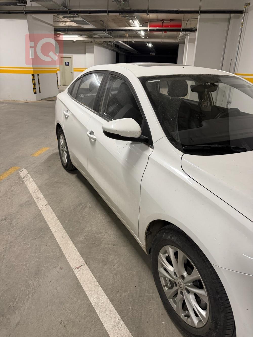 MG 5